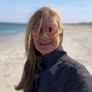 Meet your Posher, Gwendolyn